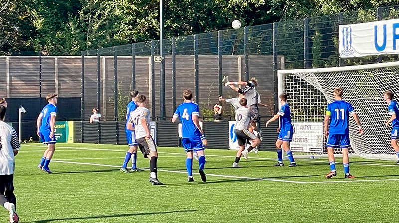 Sheerwater 0 - 0 Alton
